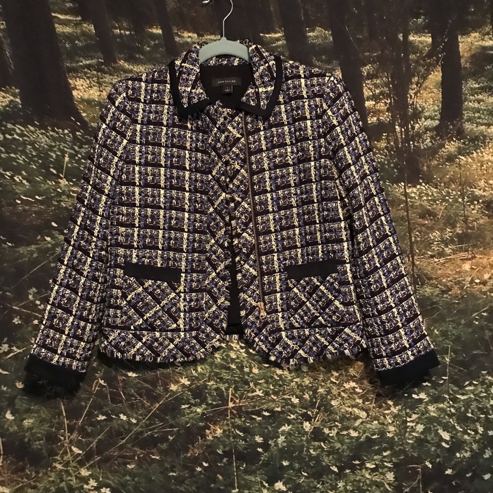 Ann Taylor tweed blazer size 2